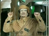 Libyjsk vdce Muammar Kaddf v projevu k Libyjcm (22. nora 2011)