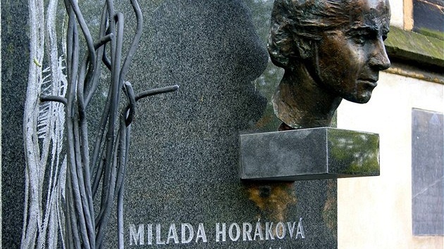 Hrobka Milady Horákové na Vyehrad.