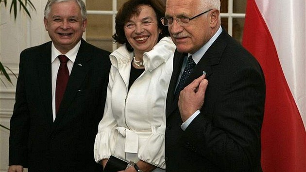 Polský prezident Lech Kaczynski a eský prezident Václav Klaus s chotí, 24. ervence 2008