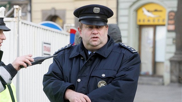Krajský policejní �editel v Plzni Jaromír Kní�e