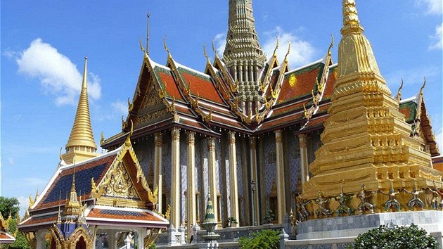 Chrám Zlatého Buddhy je souástí královského paláce v Bangkoku.
