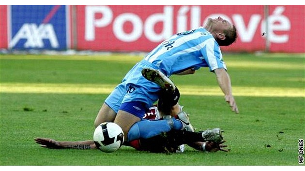 Sparta - Boleslav: epka posílá k zemi Pecku