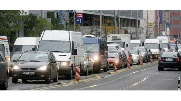 Pardubickým idim hrozí odpolední zácpy. Ilustraní foto