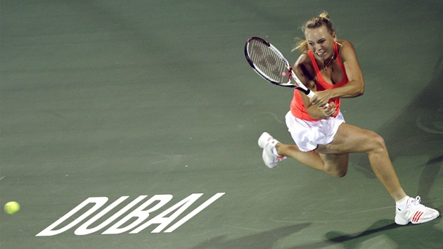 Dánská tenistka Caroline Wozniacká ve finále turnaje v Dubaji