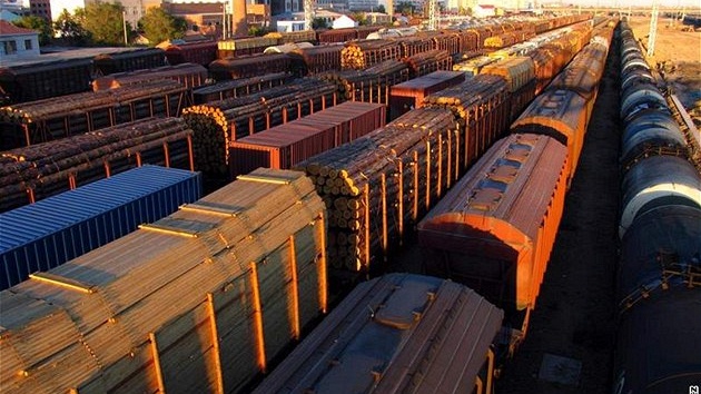 Nákladní vlaky, zahraniní obchod, export, bilance