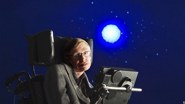 Vdec a celebrita. Stephen Hawking se rozhodl pijít na tajemství vesmíru a svt hltá kadé jeho slovo