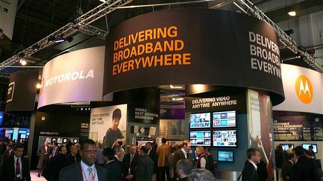 Barcelonský veletrh MWC chudne i bobtná