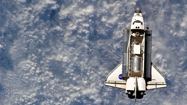 Raketoplán  Discovery p�i svém posledním letu do kosmu. (26. února 2011)