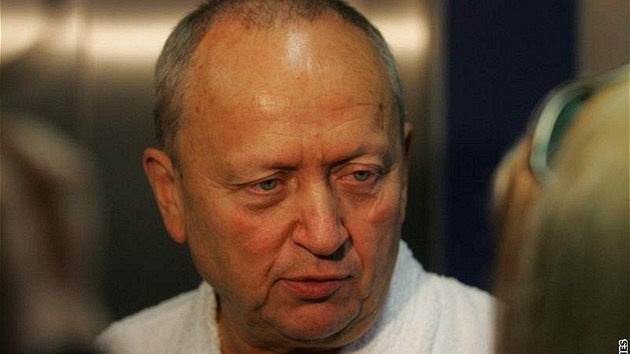 Doktor p�írodních v�d Andrew Alois Urbi� z rehabilita�ního centra v �eladné