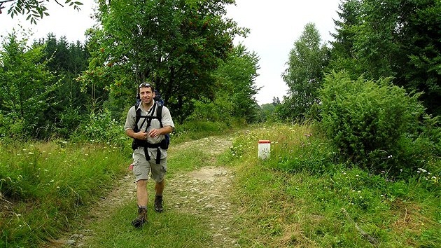 Pohodová h�ebenovka Zadních hor vede po �esko-slovenské hranici