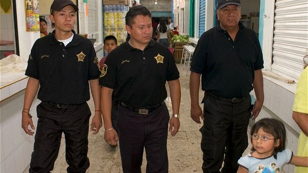 Policejní patroly v Mexico City