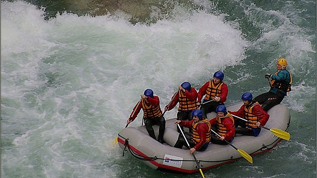 Norsko. Rafting na �ece Sjoa