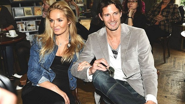 Taána Kuchaová a Lane Carlson