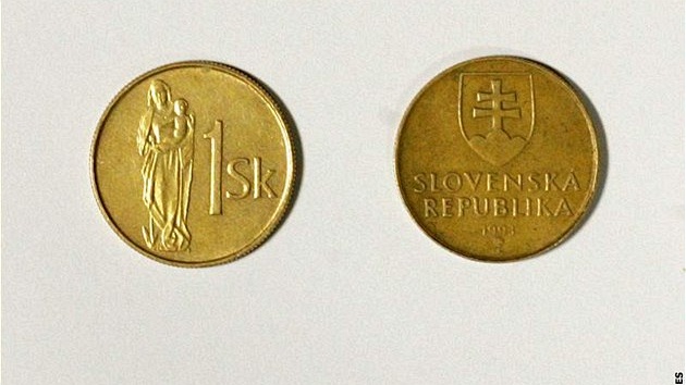 Slováci vymnili koruny za eura.