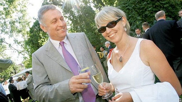 Radka a Petr Neasovi se po 27 letech manelství rozvádjí.