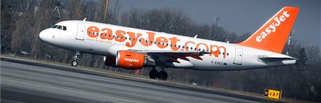 EasyJet vytlauje z Prahy konkurenní WizzAir (ilustraní snímek)