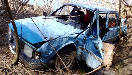 Nehoda automobilu mezi obcemi Koryany a Stílky.