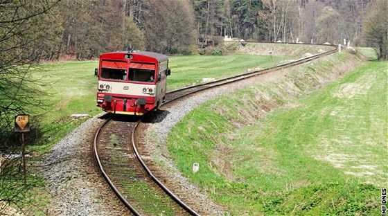 Podle mluví eských Drah zahoel motorový vz M 810. Ilustraní foto