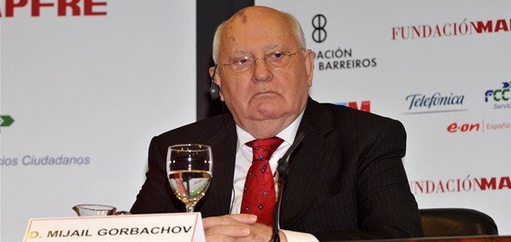 Michail Gorbaov, který oslavil 2. bezna osmdesát let, ídí ekologickou organizaci Mezinárodní zelený kí, kterou sám zaloil. Pednáí a je velkým kritikem mezinárodních finanních institucí a Putinovy politiky. 