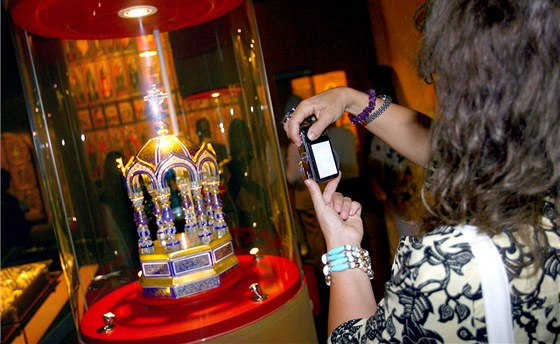 Část zlatého pokladu rodu Romanovců byla v roce 2009 vystavena v Monaku.