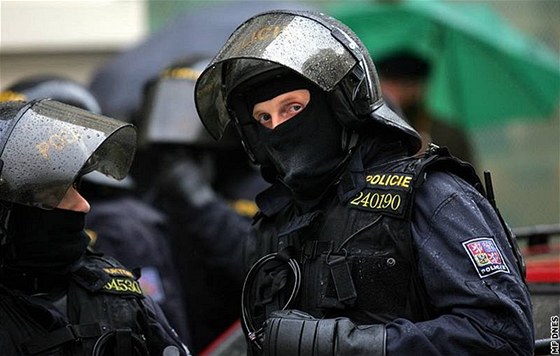 Policistů je na Ostravsku stále méně, nyní se nepříznivý trend snad podaří zvrátit. (ilustrační snímek)