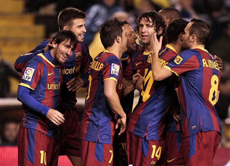 OBHÁJÍ TITUL? Fotbalisté Barcelony v tomto ro�níku �pan�lské ligy �ádí, obhájí titul?