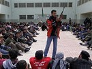 Výcvik rebel v Benghází (3. bezna 2011)