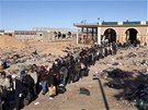 Zahraniní dlníci ekají na hranicích Libye a Tuniska (3. bezna)