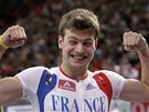 VÍTZNÉ GESTO. Francouz Christophe Lemaitre slaví zlatou medaili v bhu na 60 m.