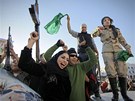 Kaddáfího píznivci oslavují na tripoliském Zeleném námstí