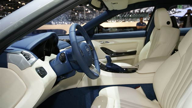 De Tomaso Deauville