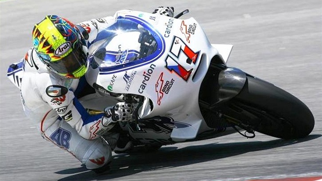 TESTY V SEPANGU. Motocyklový závodník Karel Abraham se chystá na premiéru v kategori MotoGP.