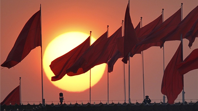 Peking se oblékl do slavnostního, Veínské shromádní lidových zástupc...