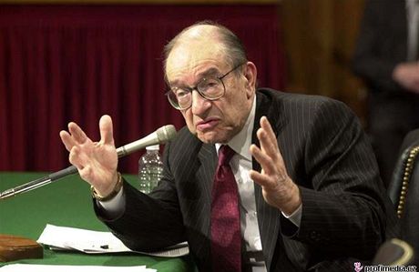 Vhlasný finanník Alan Greenspan by do ela MMF postavil francouzského kandidáta Strausse-Kahna.