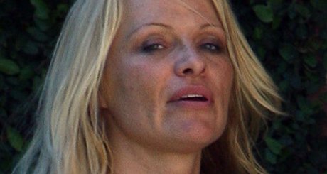 Celebrity bez make-upu: Pamela Andersonov