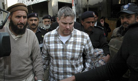 Raymond Allen Davis v lednu zastelil dva Pákistánce, soud ho osvobodil. (16. bezna 2011)