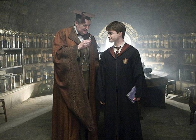 Na nového Harryho Pottera mohou diváci vyrazit o dva dny dív, ne plánovali.