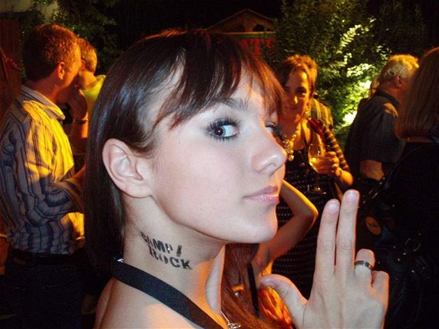 Ewa Farna na propagaci filmu Camp Rock v Londýn 
