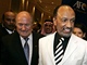 Katarsk miliard Muhammad bin Hammm (vpravo) byl dlouho spojencem Seppa Blattera (vlevo). V ervnu vak spolu svedou souboj o post fa FIFA.