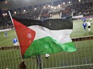 Palestinci sledují zápas své reprezentace s výbrem Thajska (9. bezna 2011)