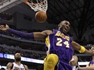 SHOW. Kobe Bryant z LA Lakers v souboji s Dallasem.