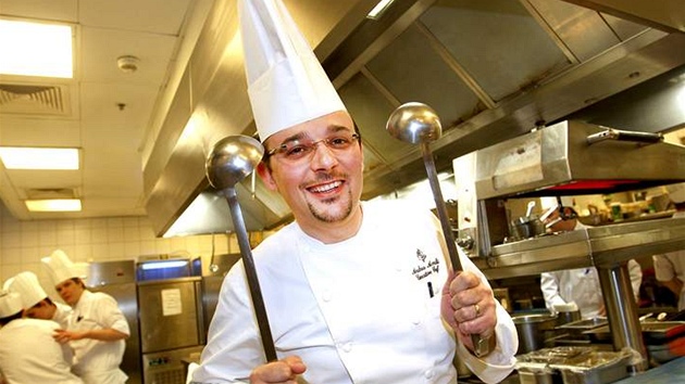 �éfkucha� restaurace Allegro Andrea Accordi. (16. b�ezna 2010)