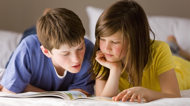 �tení, knihy, literatura, d�ti (ilustra�ní snímek)