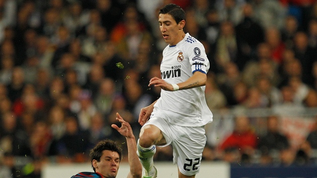 TRADINÍ SOUPEI. Real Madrid se utká s Lyonem od roku 2005 u podeváté.
