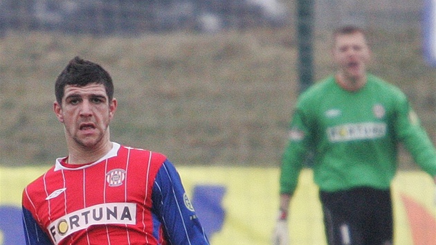 Stefan Mitrovi� (vlevo) v dresu Brna.