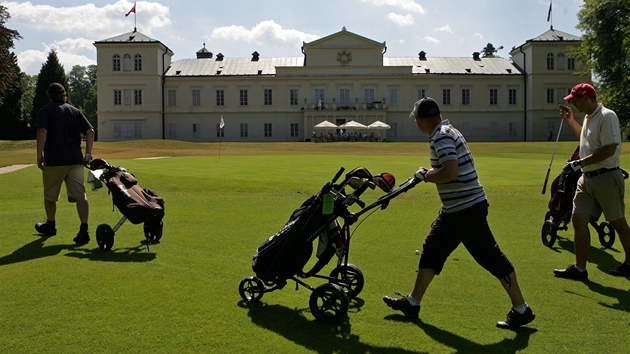 Golfisté u mohou vyuívat zkolaudované hit u zámku Kynvart.