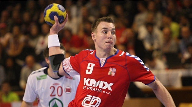 Filip Jícha zakonující v reprezentaním duelu proti Norsku.