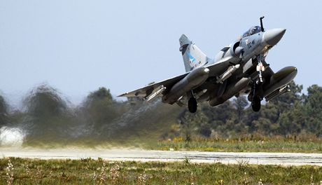 Stíhaka Mirage 2000