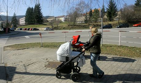 Na pozemku u kiovatky Nemocniní a Vodanské ulice v Prachaticích ml vyrst supermarket Tesco a v plánech byla i pestavba kiovatky na kruhový objezd.