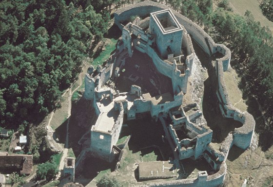 Zícenina hradu Rabí na Suicku
